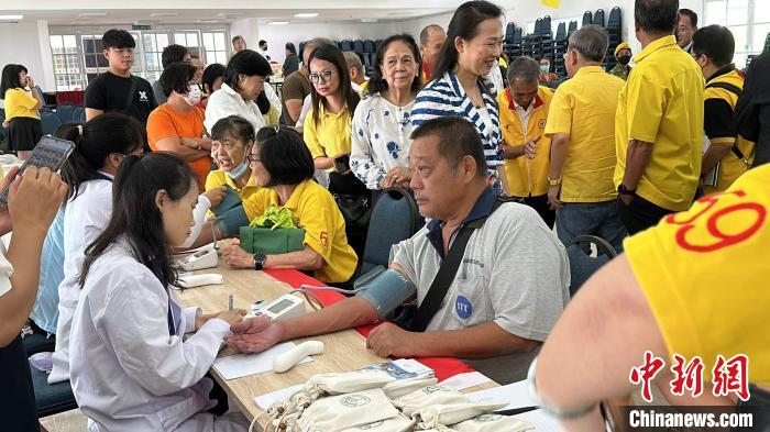 絲路工坊行走進(jìn)古晉辦民生活動對接職教合作