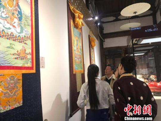 “雪域之光·昌都唐卡藝術(shù)展”福州展出