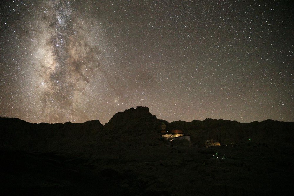 阿里暗夜星空。旦真次旦攝